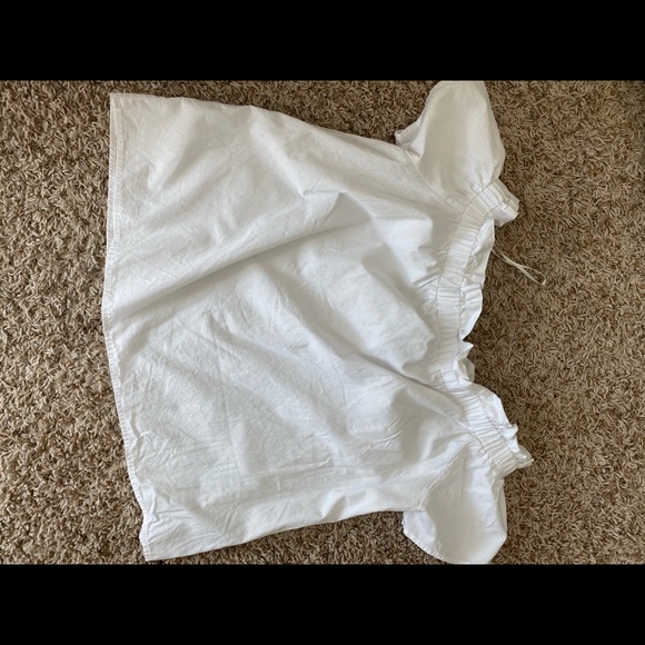 off the shoulder white top - Picture 2 of 3